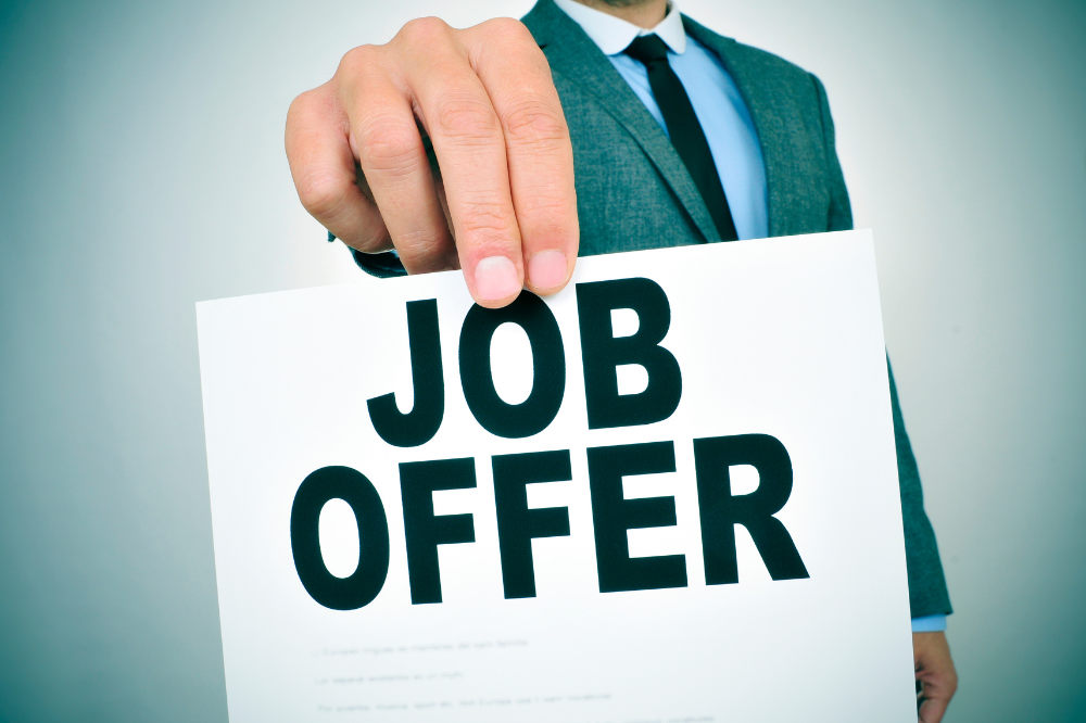 cómo redactar una oferta de empleo